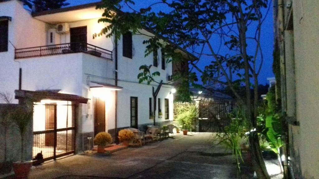 Bed & Breakfast Fontanarossa Airport 3*